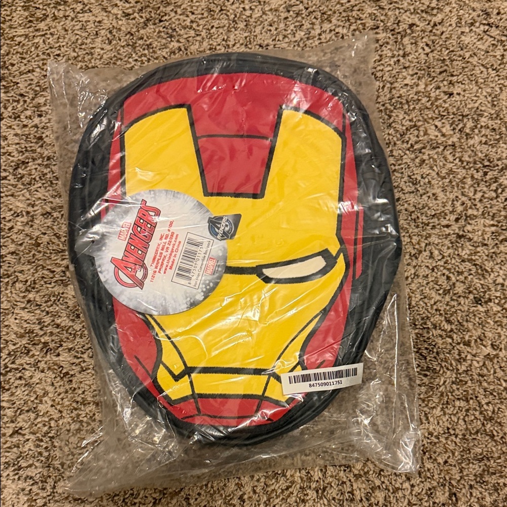 Thinkgeek rare Marvel Iron Man Helmet Face Backpack - Red, Yellow, Black